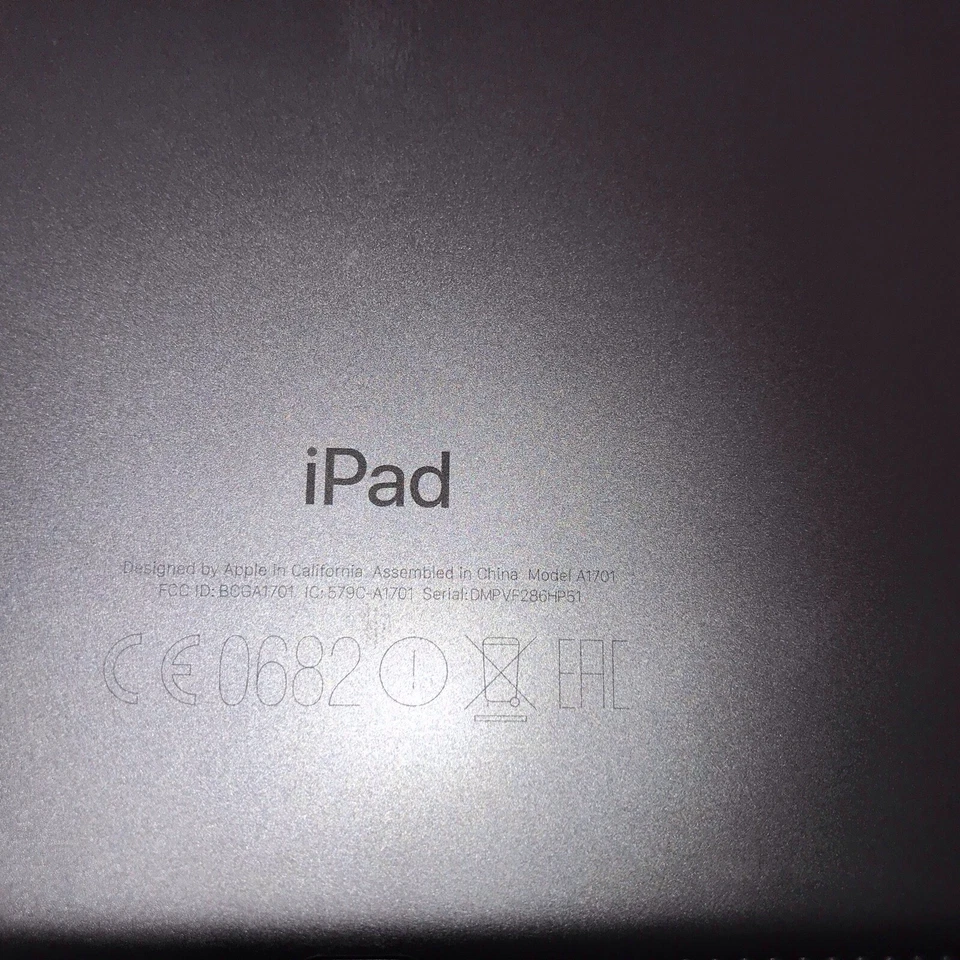 Apple iPad Pro 7.Gen 256GB, Wi-Fi  10,5Zoll - Bild 3 von 4
