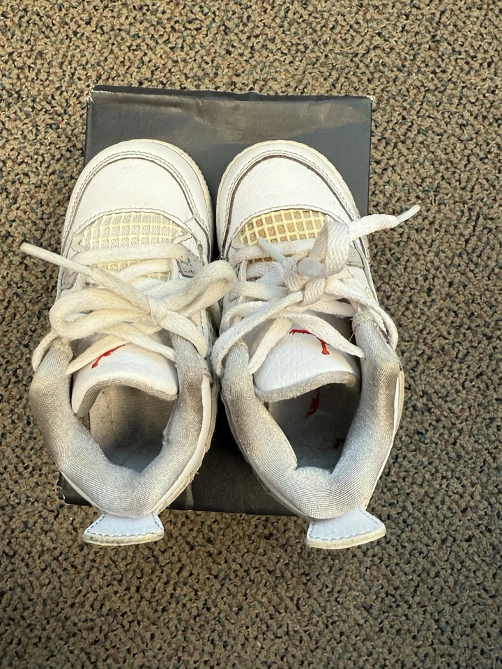 Nike Air Jordan 4 Retro Blanco Oreo Niño Tenis Talla 7C BQ7670-100 Foto 3 de 4