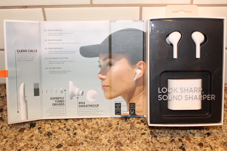 SHARPER IMAGE TRUE WIRELSS EARBUDS 20 HOURS OF BOOMING BASS NOISE ISOLATION QI - Image 3 of 4