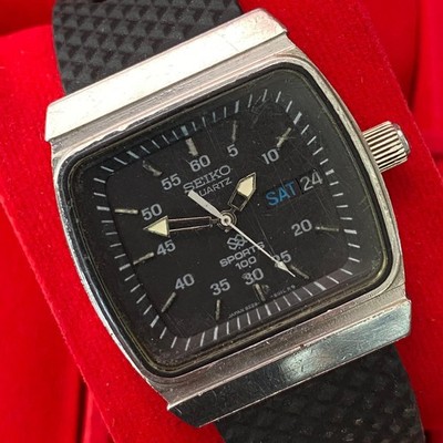 Rare SEIKO SQ Quartz Black Dial Tv Shape Watch Men Vintage Day