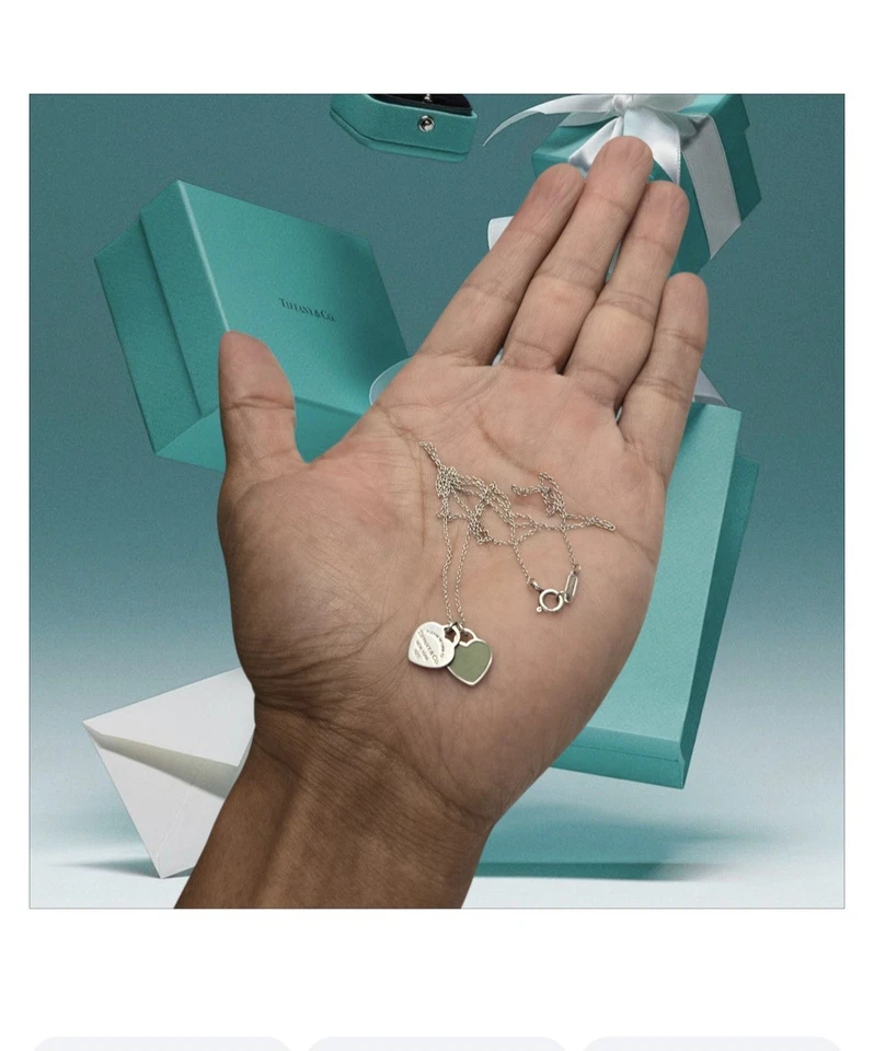 Collar Tiffany & Co Return to Tiffany Doble Corazón Etiqueta - Esmalte Verde Foto 3 de 4