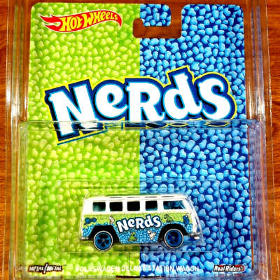 Hot Wheels Nerds Volkswagen Deluxe Station Wagon Real Riders Candy