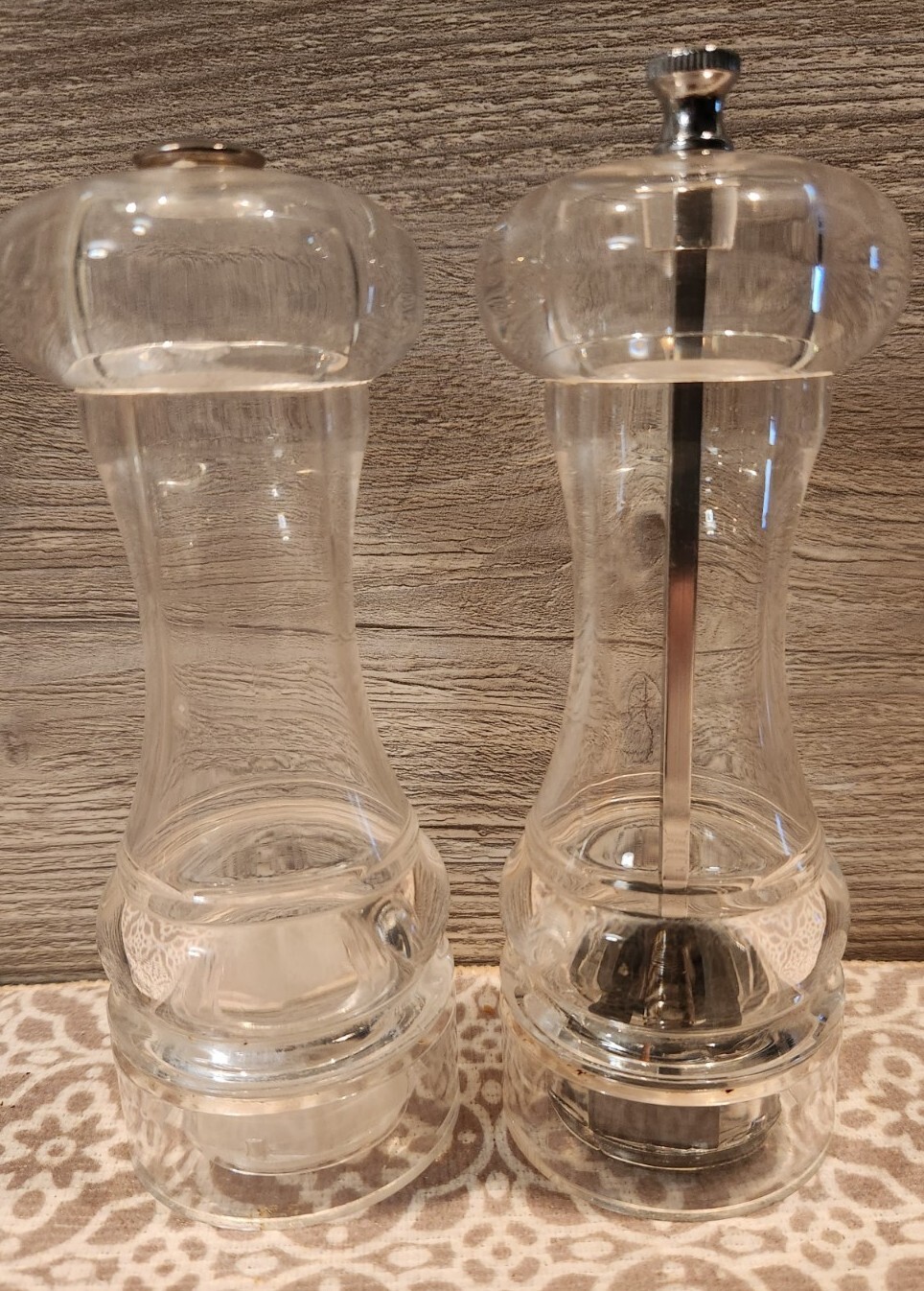 OLDE THOMPSON Pepper Mill/Grinder & Salt Shaker Clear Acrylic Lucite 6.5