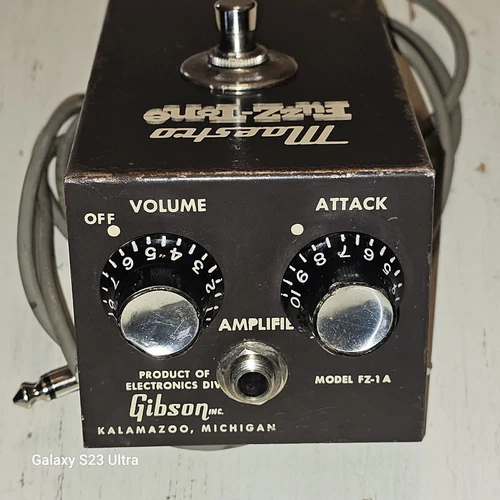Maestro Fuzz Tone FZ-1A Fuzz RCA 2N2416 Ship World Wide