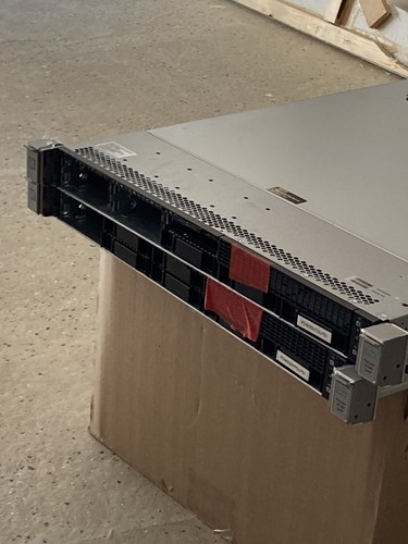 HPe Proliant dl360 gen9 - Picture 2 of 2
