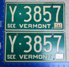 Vermont VT License Plate Tag 1971 71 Pair Set Y-3857