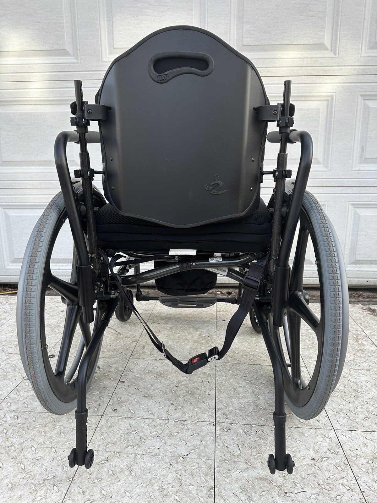 NEW 9/23 Quickie Xenon 2 Ultralight folding rigid performance 20"X20