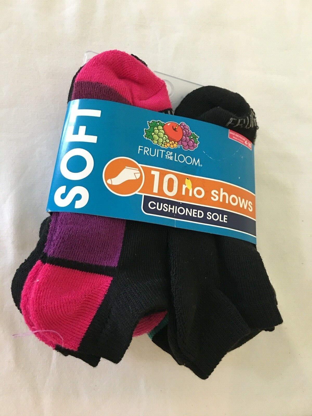 Fruit of the Loom Womens Soft Cushioned Sole No Show Socks 10 Pack 4-10 ...