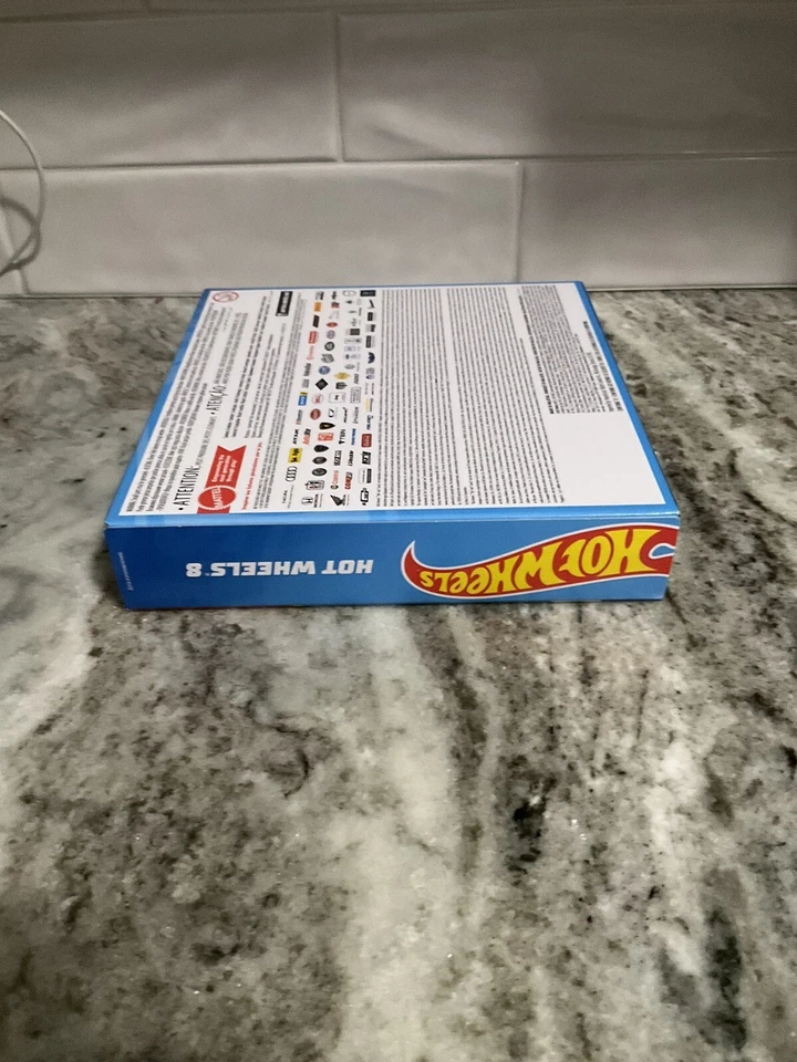 Paquete de 8 Hot Wheels 2023 error primer coche. Sin neumáticos Honda Civic VW GTI Porsche 2024 Foto 4 de 4