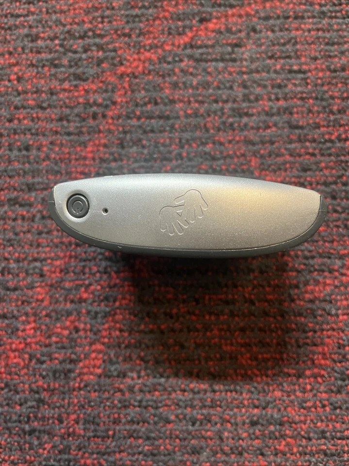 TOMTOM One 4N00.005 GPS NAVIGATOR BLUETOOTH N14644 Bundle W/dash Mount - Image 3 of 4