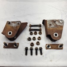 1980-97 Ford Truck F250 Dana 44 50 Front Axle Housing Pivot Brackets Set Pair 1980-97 Ford Truck F250 Dana 44 50 Front Axle Housing Pivot Brackets Set Pair
