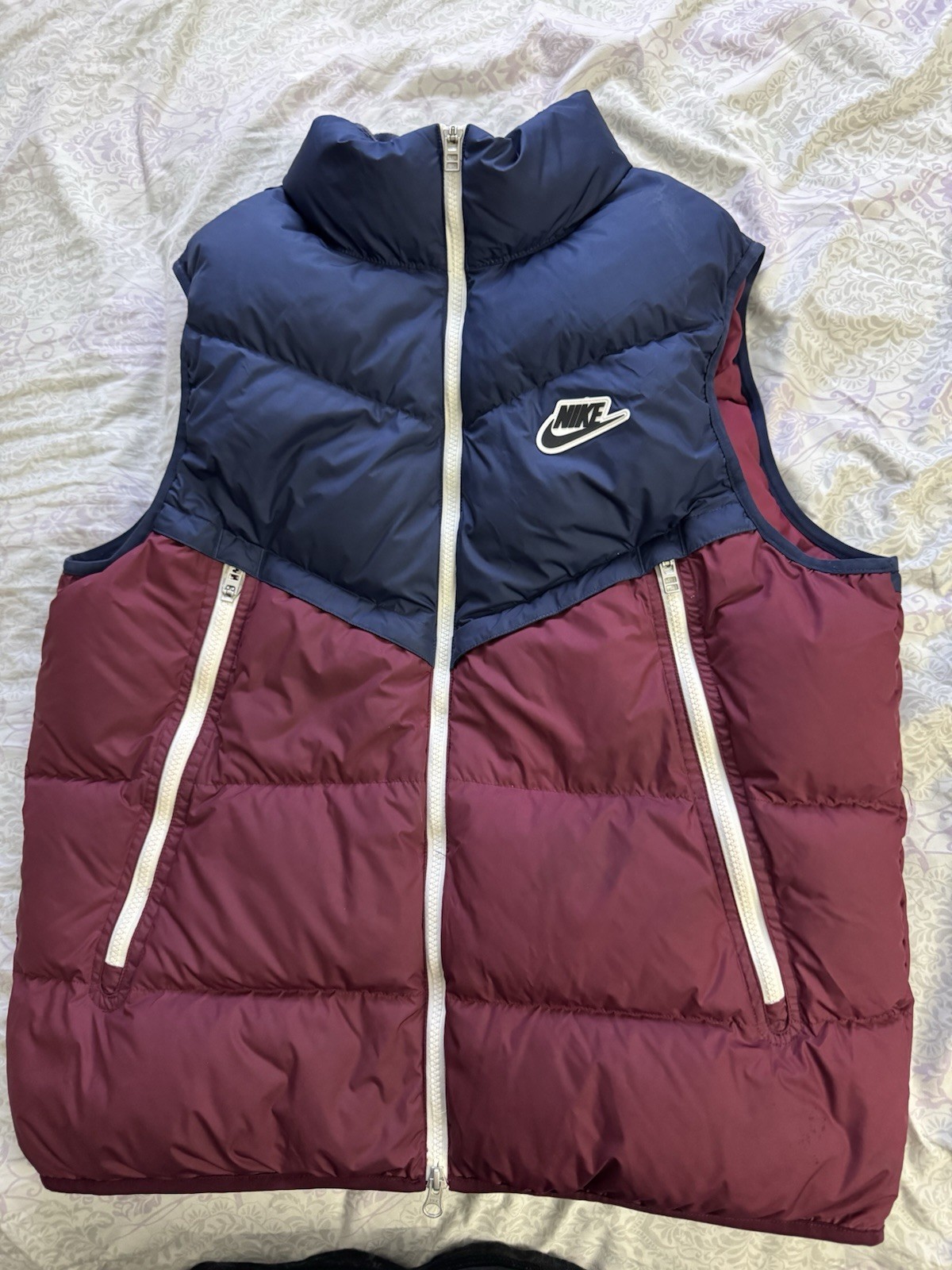 Nike Shield Down Wind Runner Puffer Full Zip Vest… - image 1
