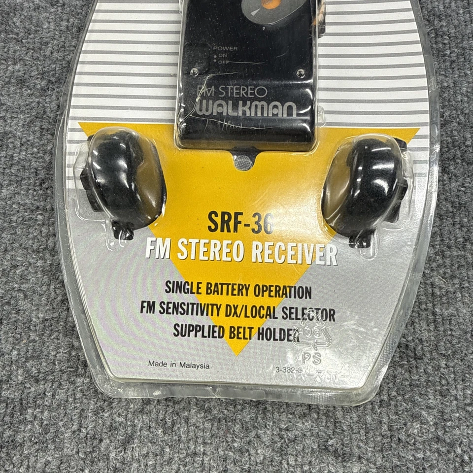 Radio portátil estéreo Sony Walkman SRF-36/BM FM con auriculares - NUEVO - Sello intacto Foto 4 de 4