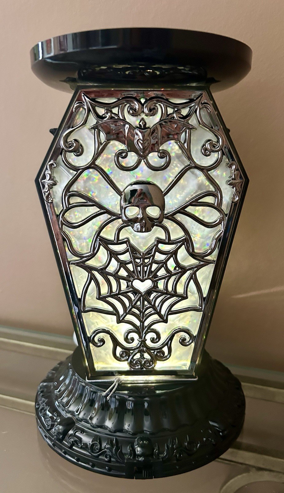 Bath and Body Works Coffin Bat 3-Wick Halloween Candle Holder Light Up Pedestal