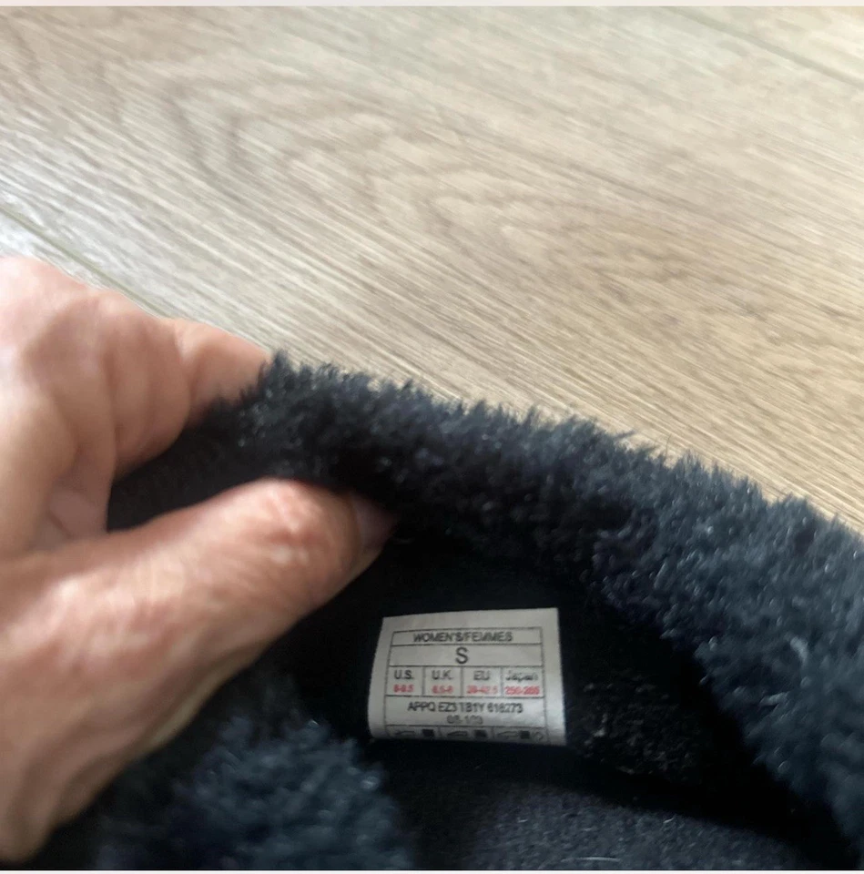 Zapatillas The North Face Thrermoball negras para mujer 8 usadas en excelente estado Foto 4 de 4