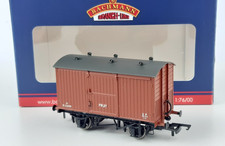 BACHMANN 38-385 12-TON VENTILATED FRUIT VAN EX-SHOP STOCK EXCELLENT BOXED OO