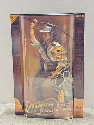 Rare Indiana Jones 12  Electronic Sounds Raiders of the Lost Ark Action Figure 