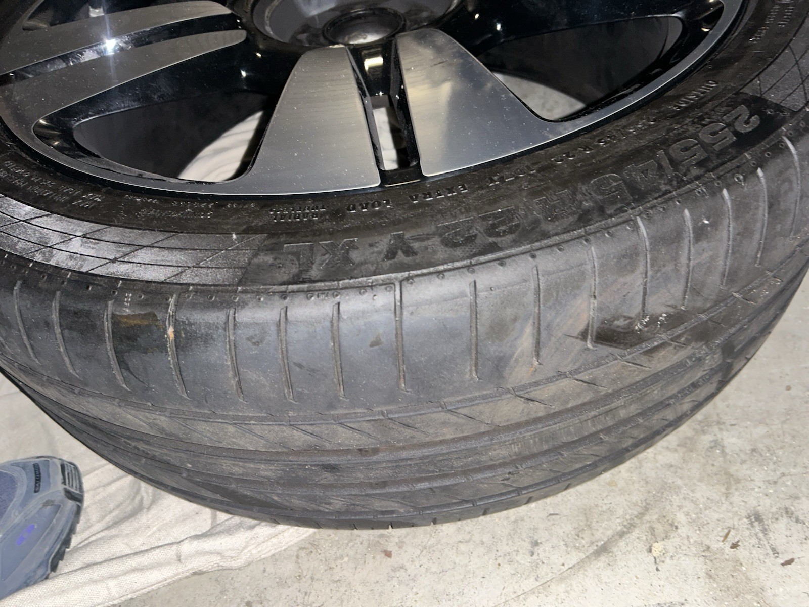 Rolls Royce Cullinan Wheels 22” Set Of 4 Oem With Tires 
