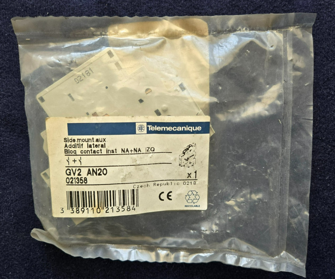 TELEMECANIQUE GV2 AN20 AUXILIARY CONTACT BLOCK SIDE MOUNT 2NO 690V 6A NIB