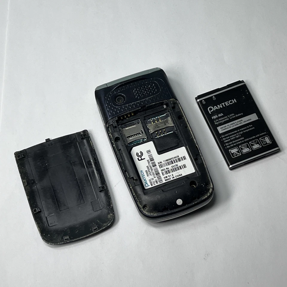 Pantech Breeze 2 II P2000 - Blue and Silver ( AT&T ) Cellular Flip Phone - Image 3 of 4