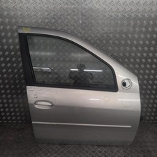 Porte avant et accessoires Dacia LOGAN