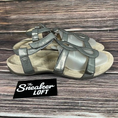 Vionic Jodie Women's Strap Silver Sandals Size 9