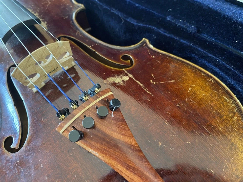 Silver Creek Model SC5 4/4 Full Size Violin with Case & Bows - Image 4 of 4