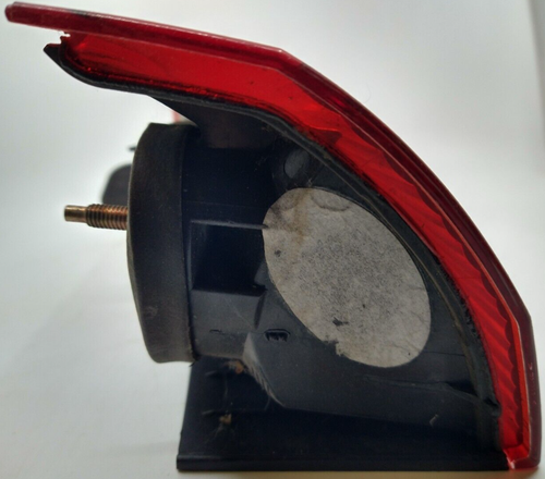 2002 Volvo XC70 Left Tail Light - Picture 3 of 4
