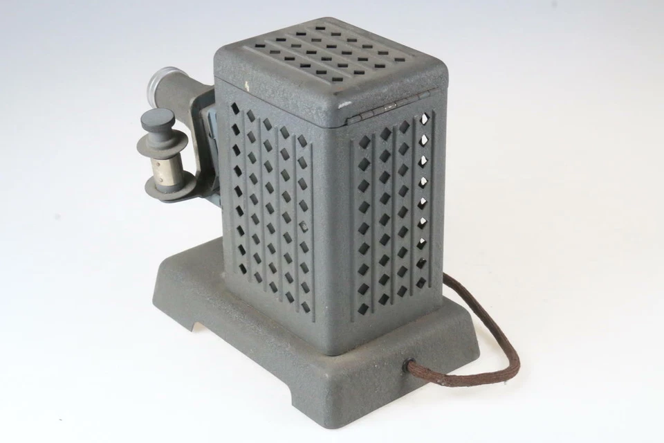 Pouva Bildwerfer - Bild 3 von 3