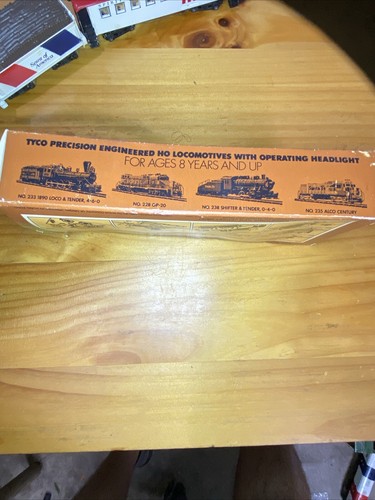 B4 Tyco Trains Ho Scale Model Train Midnight Special Caboose Car - Picture 2 of 5