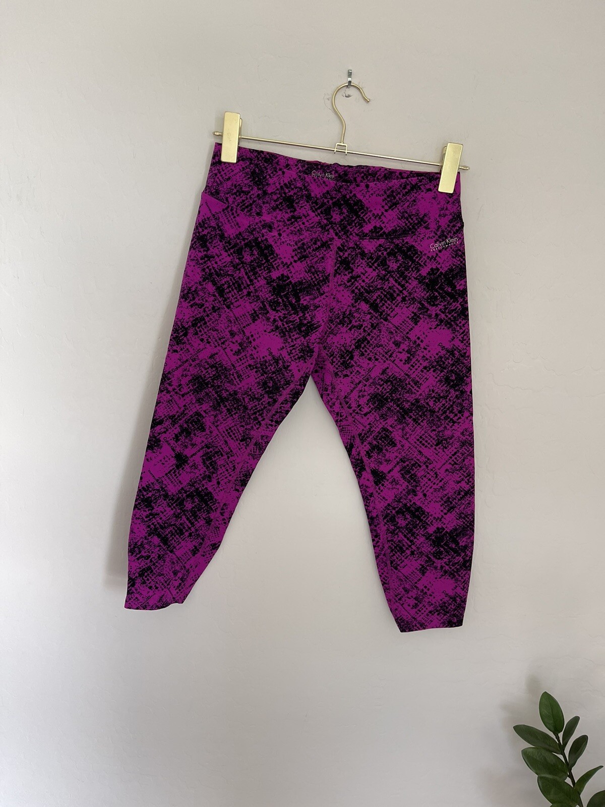 CALVIN KLEIN Performance Compression Leggings Siz… - image 1