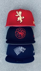 Game Of Thrones New Era Fitted Hat Cap Stark 7 1 4 7 1 2 Targaryen 7 1 2 Got Ebay