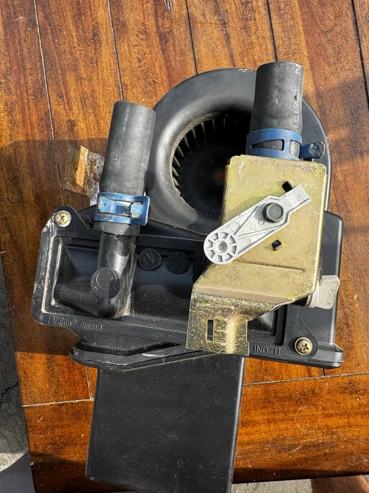 Núcleo soplador de calefacción Volkswagen Vanagon Westfalia 1986-1991 Nos 867 819 005 J Foto 4 de 4