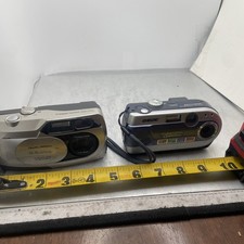 Parts OnlyLot Of 2 Cameras Fujifilm Finepix 2400zoom And Sony Cyber shot 1.3