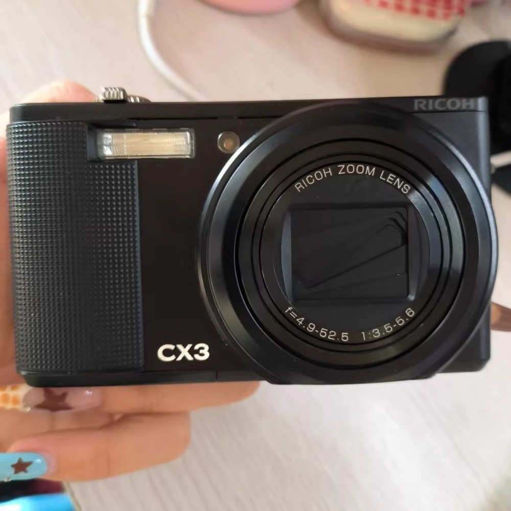 Ricoh CX3 Compact Digital Camera 10 MP 10.7x Optical Zoom English
