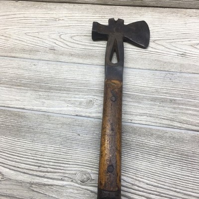 Vintage Bridgeport No 99 Tomahawk Crate Hammer Nail Pull Hatchet