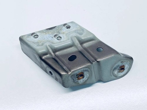 VW TOUAREG 7LA, 7L6, 7L7 Kotflügelhalter vorne links 7P6821151A 2.97 30687793