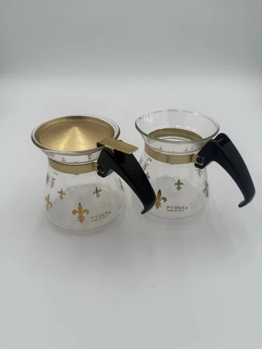 2x Vintage 1950s Mini Pyrex USA Coffee/Tea Pot Creamer w/ 1 Lid - Fleur De Lis