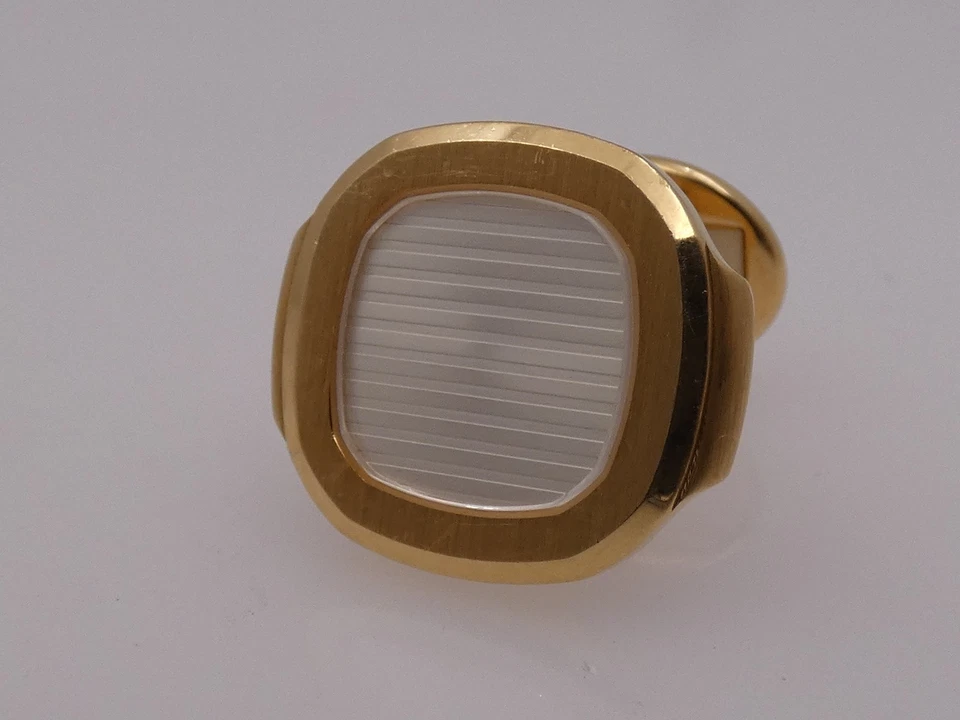 PATEK PHILIPPE GEMELLI NAUTILUS ORO MASSICCIO 18KT & MADRE PERLA 205.9057J3 Foto 4 de 4