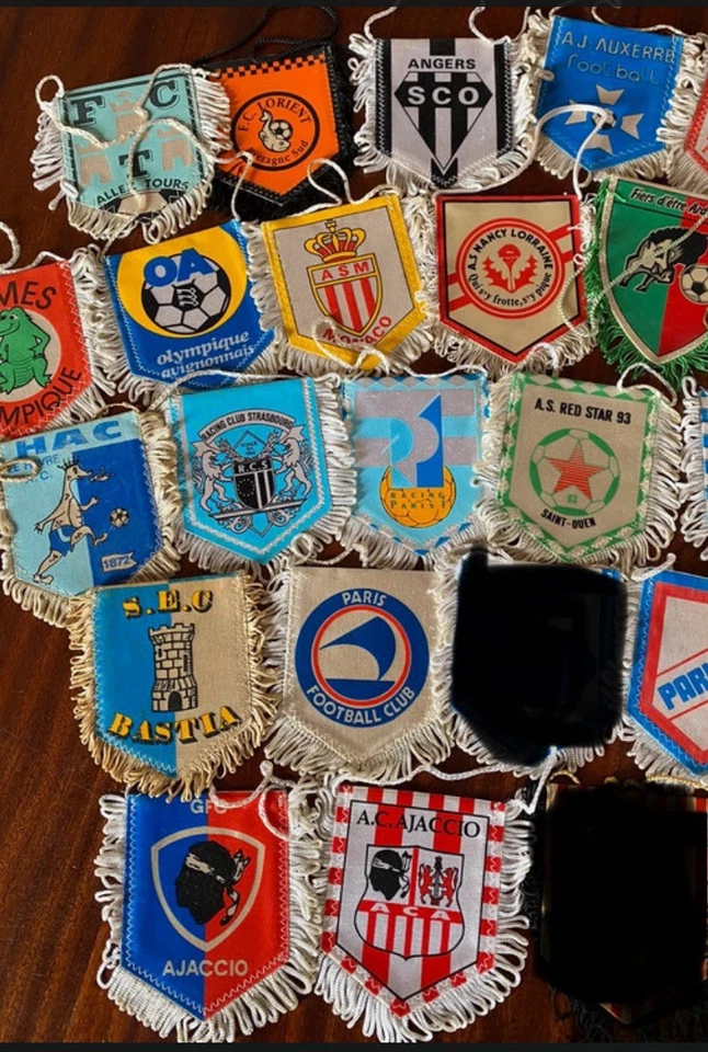 Lot Fanions Football Vintage Pennant Clubs Français D1 D2 Principalement - Photo 2/4