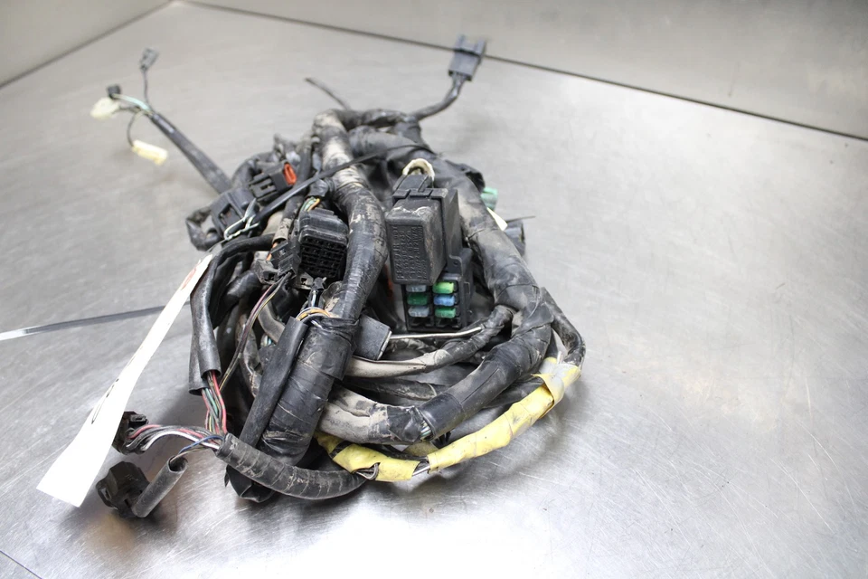 08-12 SUZUKI KATANA 650 MAIN ENGINE WIRING HARNESS WIRE 36610-17H80 HAS CUTS Foto 3 de 4