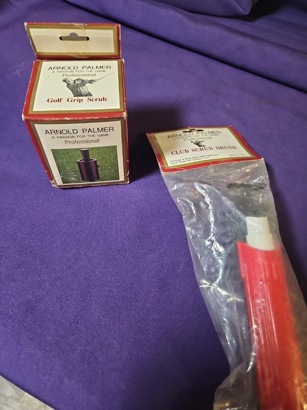  Vintage - Arnold Palmer Golf Grip Scrub & Club Scrub Brush Combo ( NOS) 