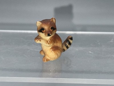 Altfiguren Tiere  Waschbär