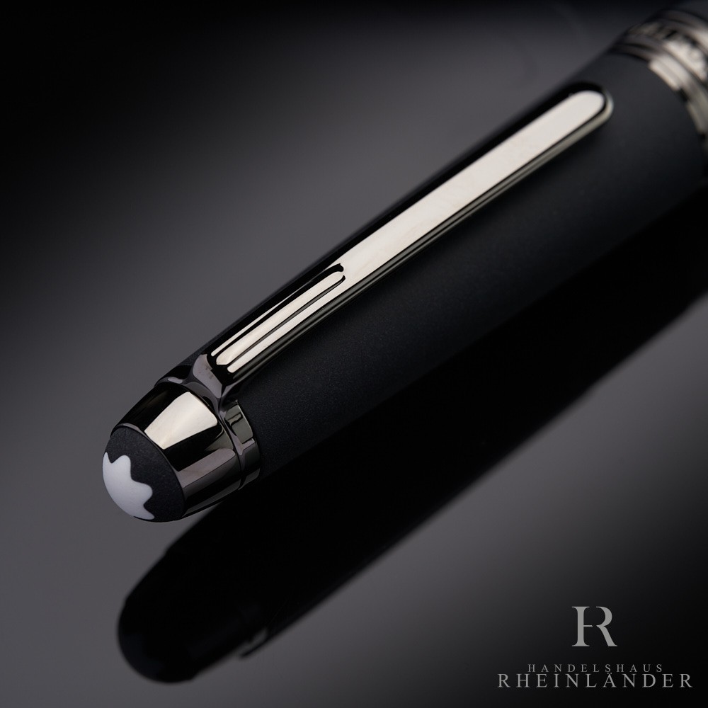 Montblanc Meisterstück Midsize Ultra Black Edition Ballpoint Pen