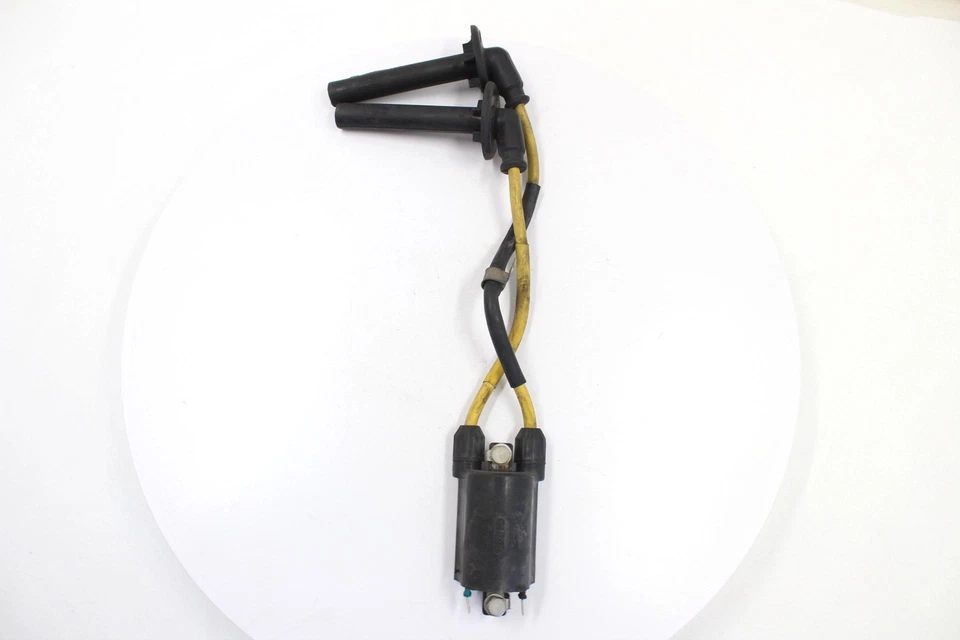 Honda Magna 750 1997 OEM bobina de encendido trasero tapa de bujía Foto 4 de 4