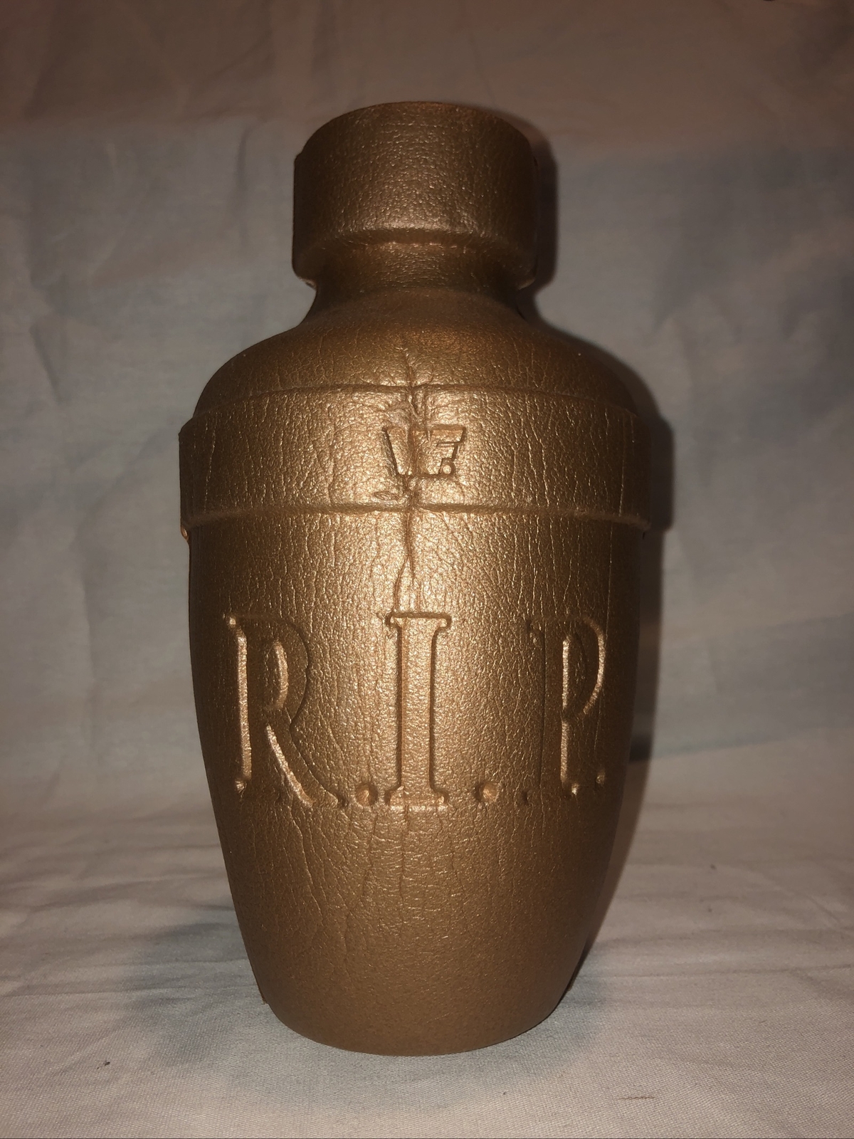 WWF The Undertaker Foam Urn 1991 Rare Wwe Wrestling Paul Bearer Wcw