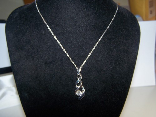 KAY JEWELERS BLUE & WHITE DIAMOND TRIPLE TWIST STERLING SILVER NECKLACE - Picture 7 of 10