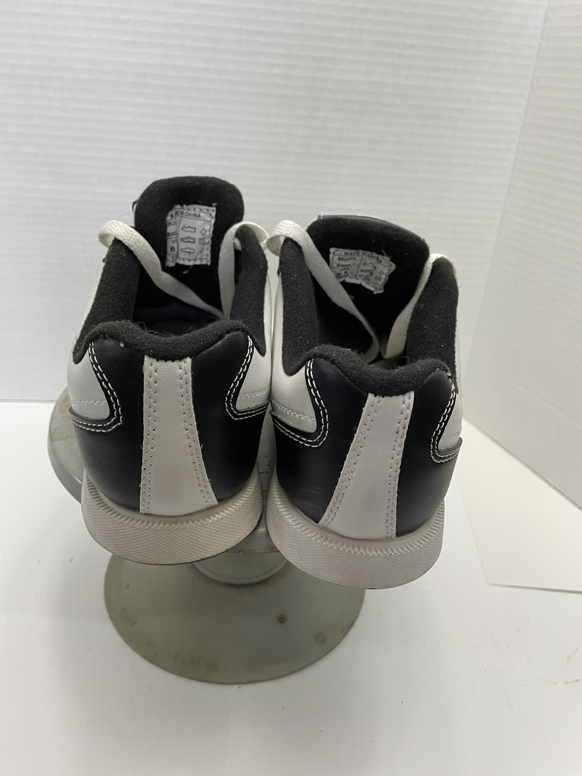 Dexter Groove B40341 Size 6M Bowling shoes white and black eBay