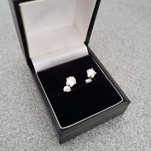 Radiant cut Swiss star zirconia stud earrings in sterling silver - Picture 5 of 6