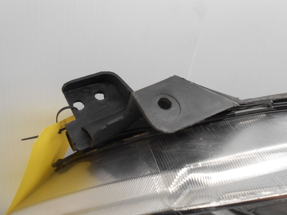2010-12 Nissan Altima Headlight Assembly Left Driver Side 2010-12 Nissan Altima Headlight Assembly Left Driver Side